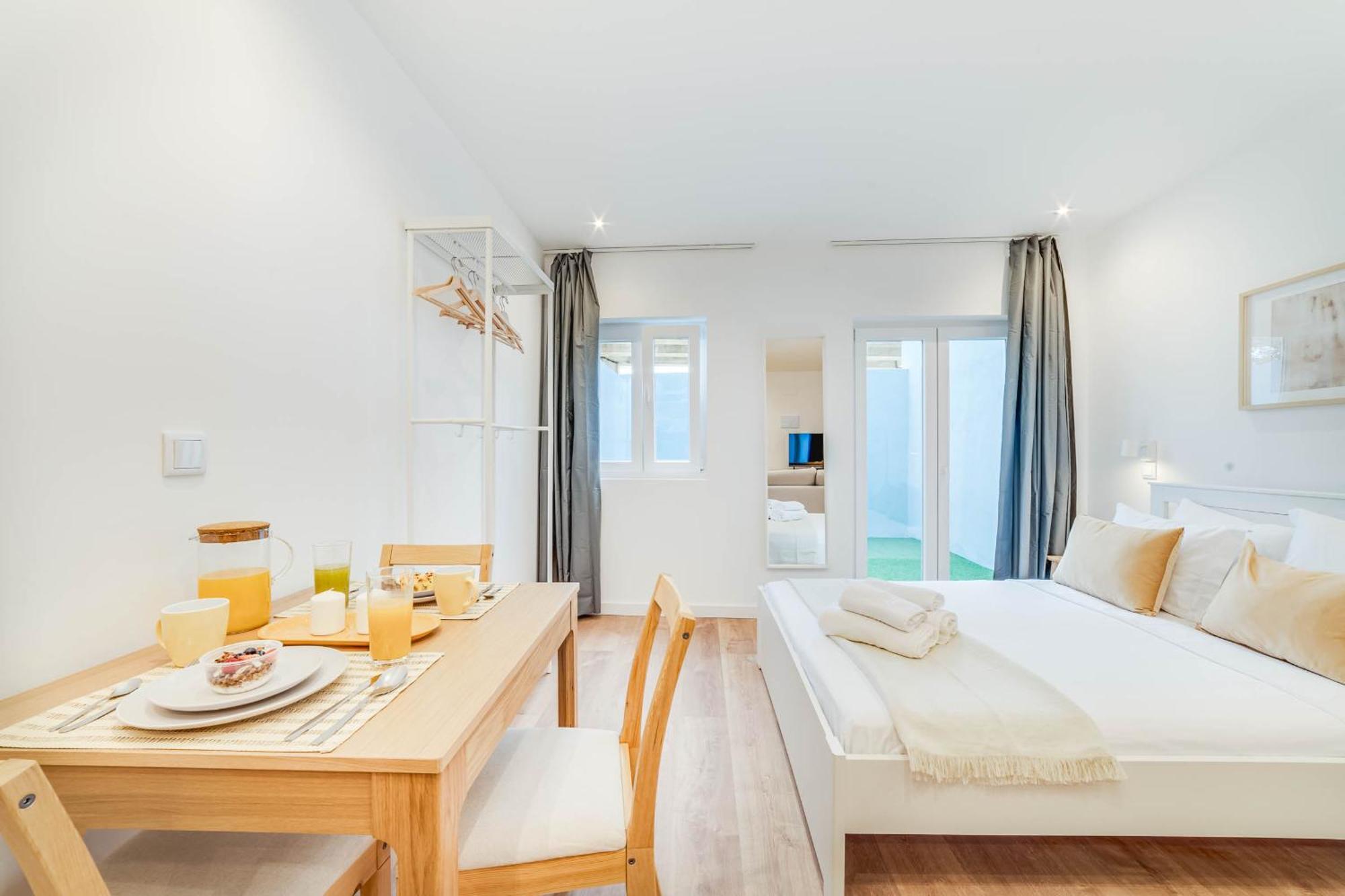 Blue Charm - Campolide Apartments Лиссабон Экстерьер фото